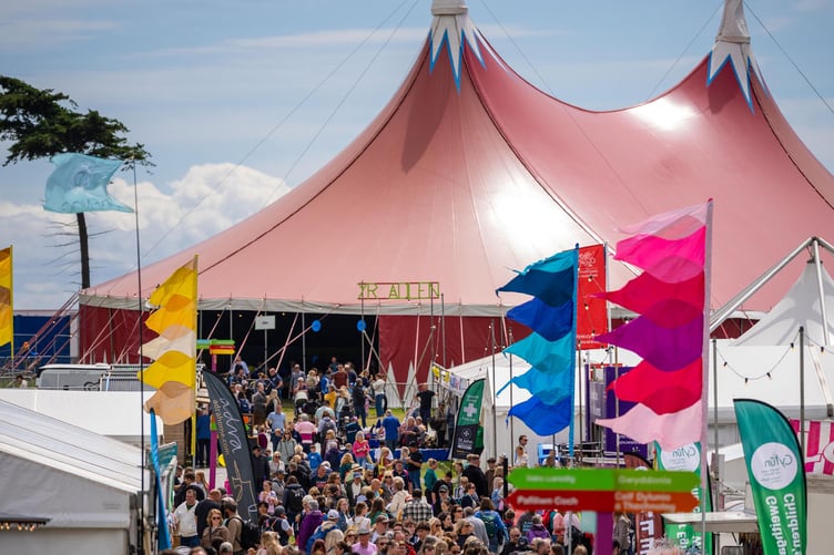 Y tro diwethaf i Eisteddfod yr Urdd ymweld â Gwynedd oedd Y Bala yn 2014