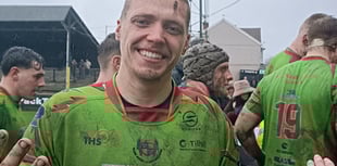 Llandovery RFC sign Baldwin and Lewis