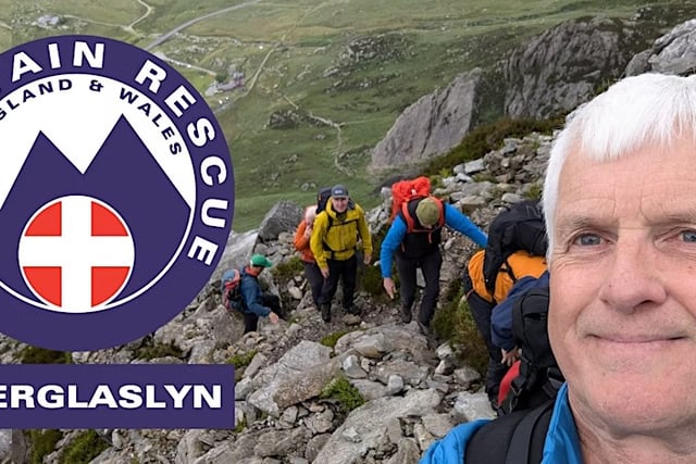 Meet the author event in Porthmadog supports rescue team