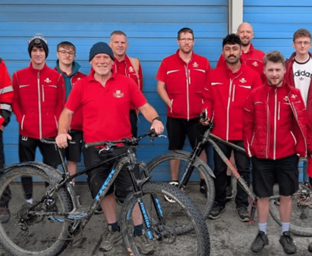 Aberystwyth posties raise £2,135 for charity
