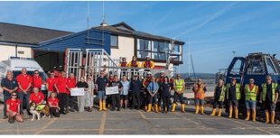 Dovey Valley Motorclub raise £1,350 for local causes