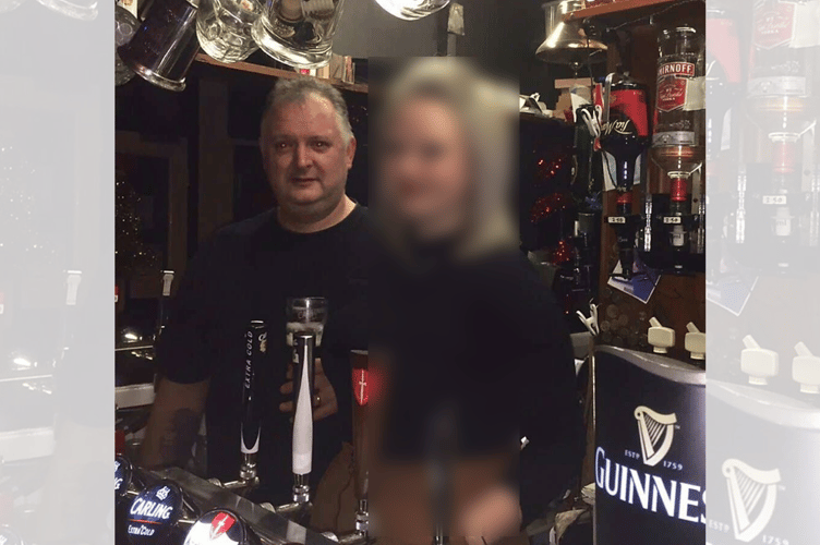 Lee Roberts (left) bar contract Licensee