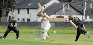 Dol suffer 89-run defeat to Llandudno