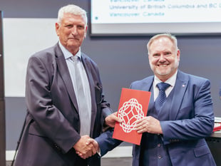Lampeter professor gains prestigious fellowship for  genome work