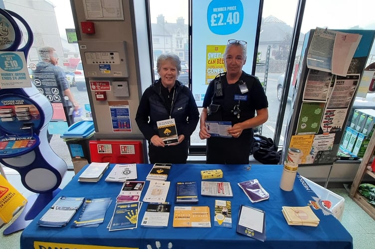 PCSO Paula and PCSO Delia have been out in Blaenau Ffestiniog. Photo: NWP Gwynedd South