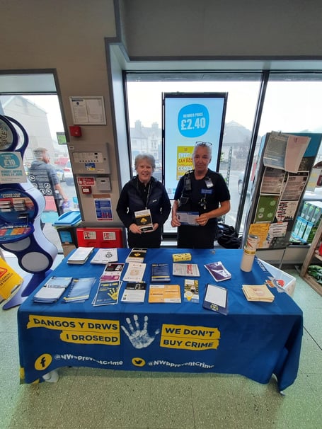 PCSO Paula and PCSO Delia have been out in Blaenau Ffestiniog. Photo: NWP Gwynedd South