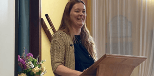 Manon Ros captivates Llanegryn event