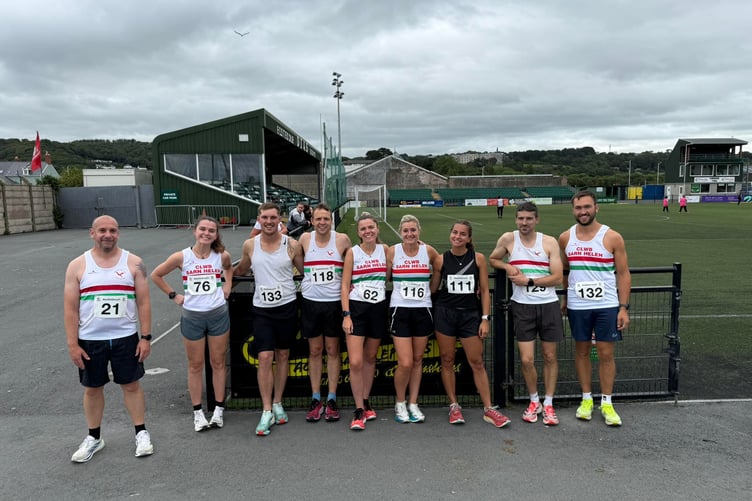 Sarn Helen runners at AbeRAStwyth