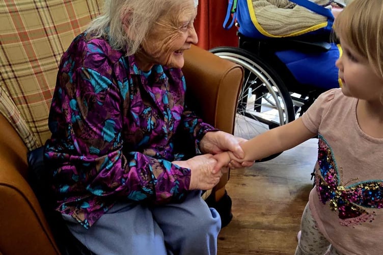Children from Cylch Meithrin Dolgellau visited residents at Cefn Rodyn care home