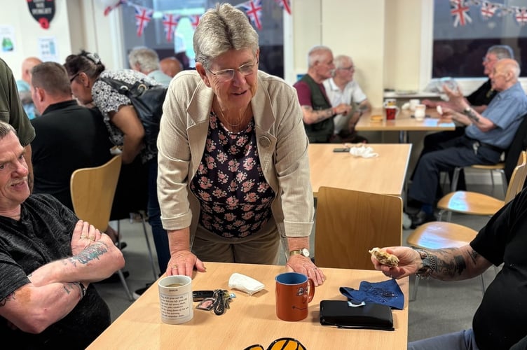 Cabinet Secretary for Social Justice Jane Hutt visited Valley Veterans' hub at Ton and Gelli Community Centre in Rhondda Cynon Taf 