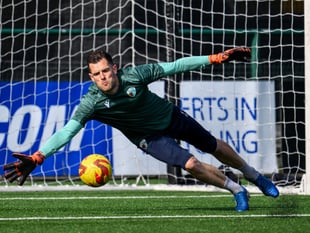 Connor Roberts joins Caernarfon Town