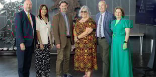 Rhaglen Dysgu Cymraeg genedlaethol ar gyfer athrawon