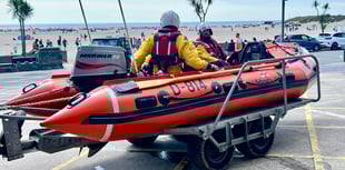 Barmouth RNLI called to rescue children in difficulty in the sea