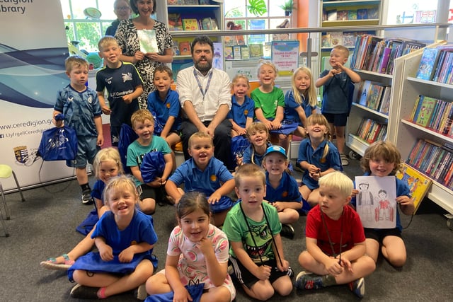 Ceredigion reading challenge begins