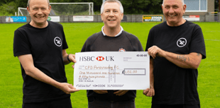 Porthmadog brewery's £1,152 defibrillator donation