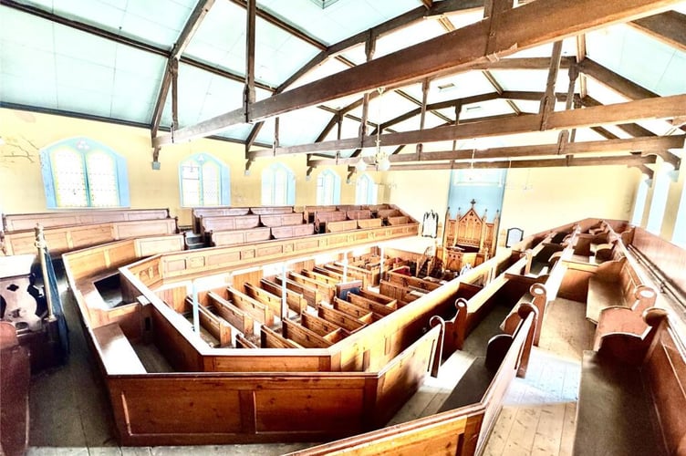 The chapel is billed as "a well maintained Chapel of considerable character and history"