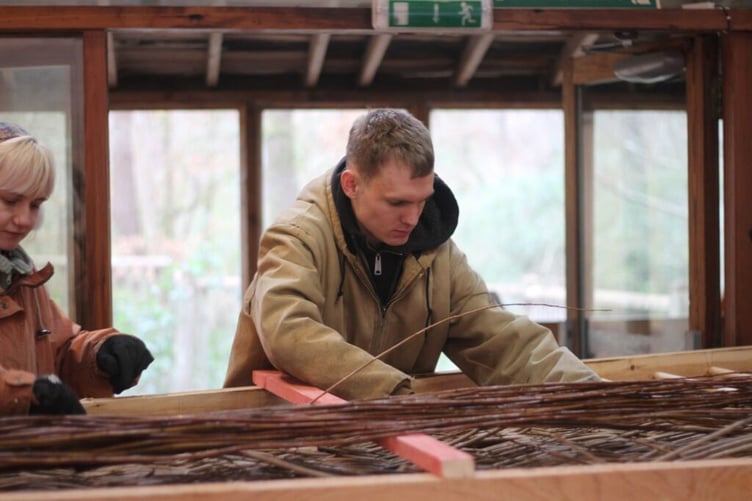 Throughout the build, students have had help from members of the CAT community and members of the local public with weaving willow using simple techniques to form the woven frames that are part of the roof of the structure.