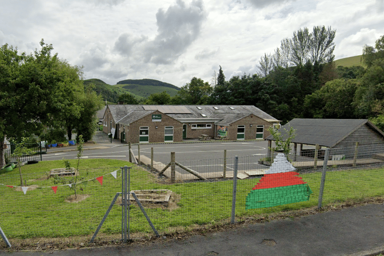 Ysgol Glantwymyn School won the gold Siarter Iaith  Welsh Language Charter award