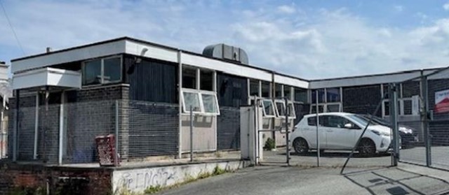 The view of th entrance of Ysgol Hirael and temporary buildings. Photo: Gwynedd Council plans
