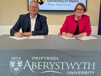 Unis collaborate to support professional learning in schools