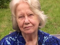 Wenna Bevan Jones receives R Alun Medal