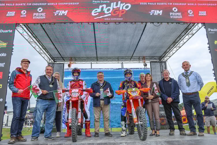 Local dignitaries flag away the start line on Saturday morning