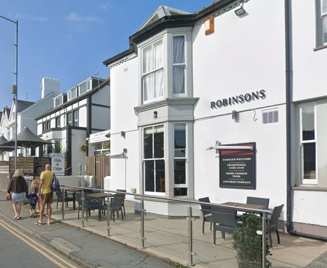Newly refurbished Abersoch bar urged to ‘keep noise down’ 