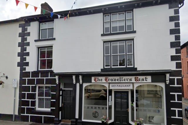 Travel agent plans for Llanidloes cafe given go-ahead
