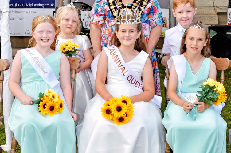 The Mayor of Cardigan Olwen Davies crowned the carnival queen Emmy Lawrence