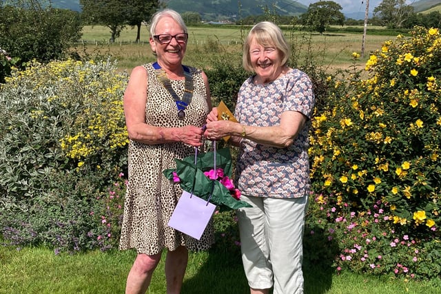 Tywyn Inner Wheel welcomes new president