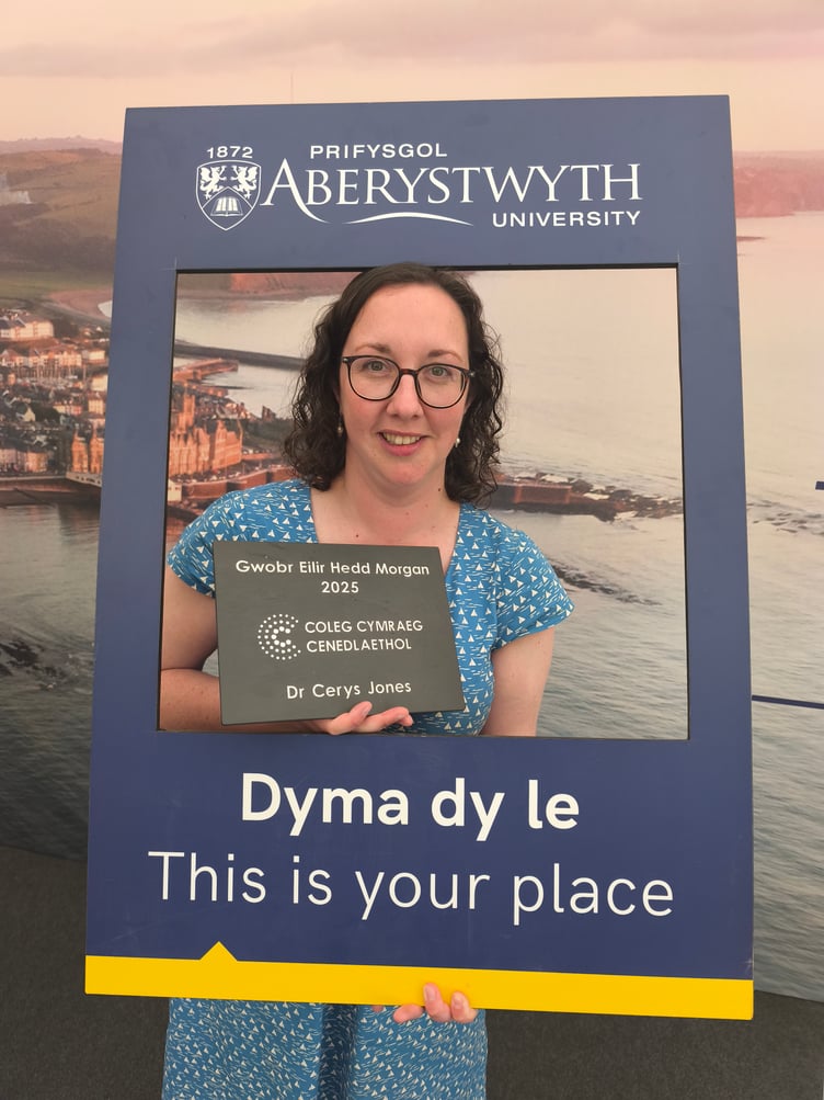 Dr Cerys Jones, Prifysgol Aberystwyth