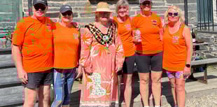 Sion Cwilt ladies crew triumph at Mermaid Race