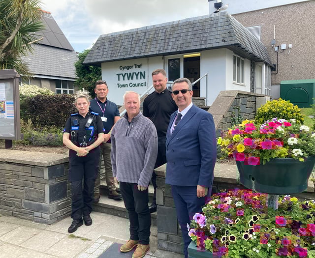Meirionnydd policing boosted for summer