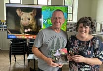 Gez Robinson shares mouse story at Penrhyncoch