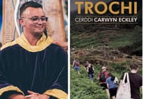 Y Prifardd Carwyn Eckley yn rhyddhau ei gasgliad gyntaf o gerddi
