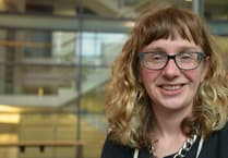 Efforts to increase Welsh language use in workplaces need to be strengthened