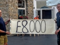 Llyn bikers raise £8,000 for hospice