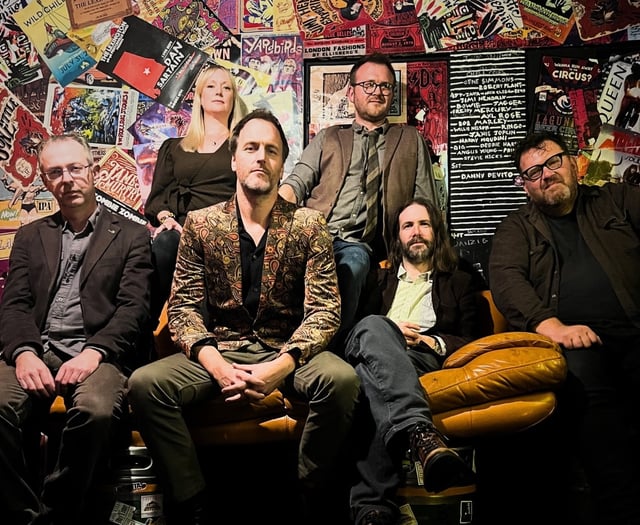 Jon Boden & The Remnant Kings will bring Folk music to Cardigan