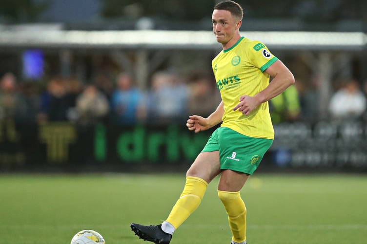 LLANDUDNO, CONWY, WALES - 1st AUGUST 2025 - Iwan Lewis of Caernarfon Town during Caernarfon Town vs Colwyn Bay FC in Round 2 of the Nathaniel MG Cup at the Go Goodwins Stadium, Llandudno (Pic by Sam Eaden/FAW)