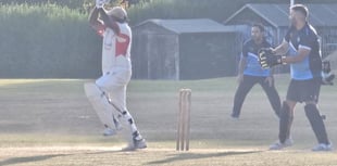 Tal/Rachels 2nds beat Commoners in nail-biting finish