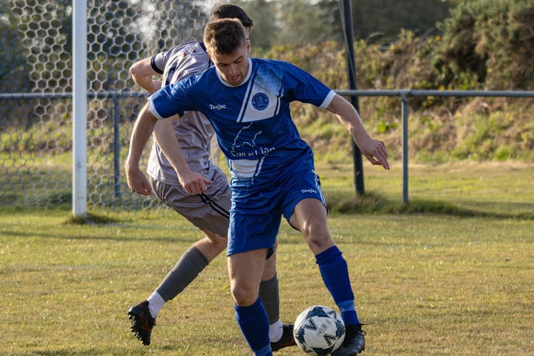 Nefyn beat Llanystumdwy after a close encounter at Cae'r Delyn on Tuesday evening