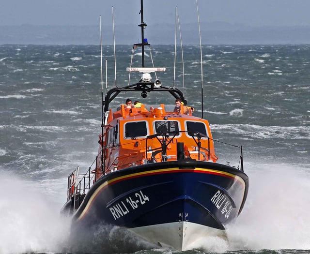RNLI called to rescue paddleboarders and kayakers in trouble at sea
