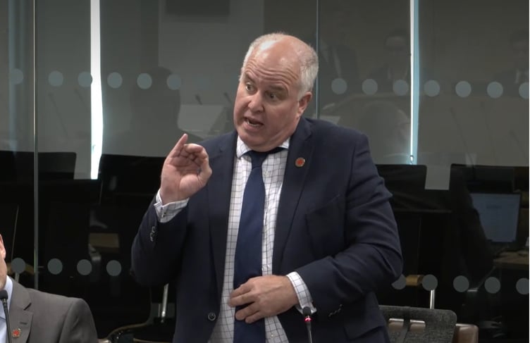 Andrew RT Davies MS