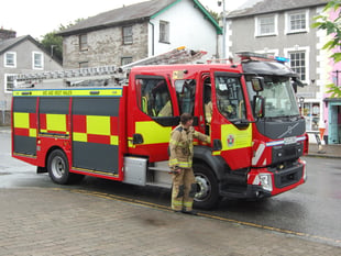 Breaking: Smoke fills Machynlleth shop due to faulty alarm system