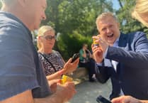 Singer Aled Jones launches new honey with Wainwright’s Bee Farm, Aberystwyth