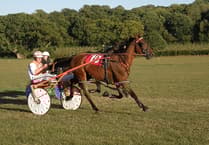Evening harness racing thrills at Wales and Border Championship
