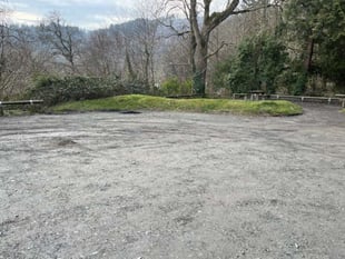 Concerns over food van plans for remote car park 