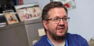 Penrhyn-coch surgeon admits fraud over amputation of his own legs