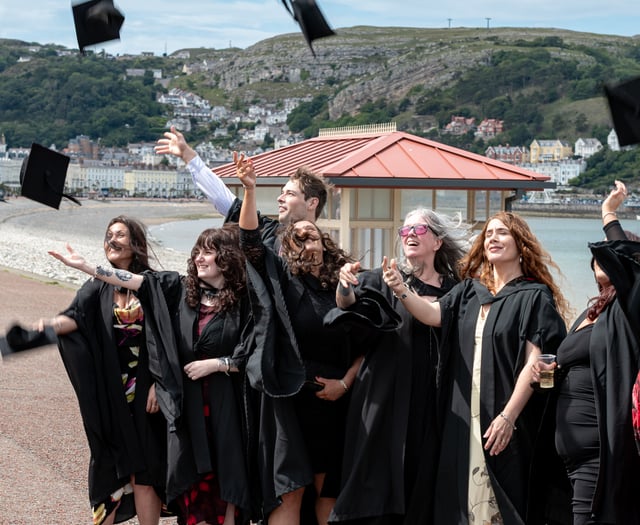 Grŵp Llandrillo Menai tops student satisfaction