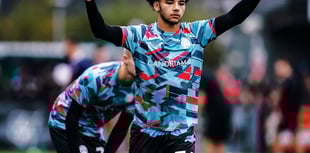 Zach McKenzie joins Aberystwyth Town